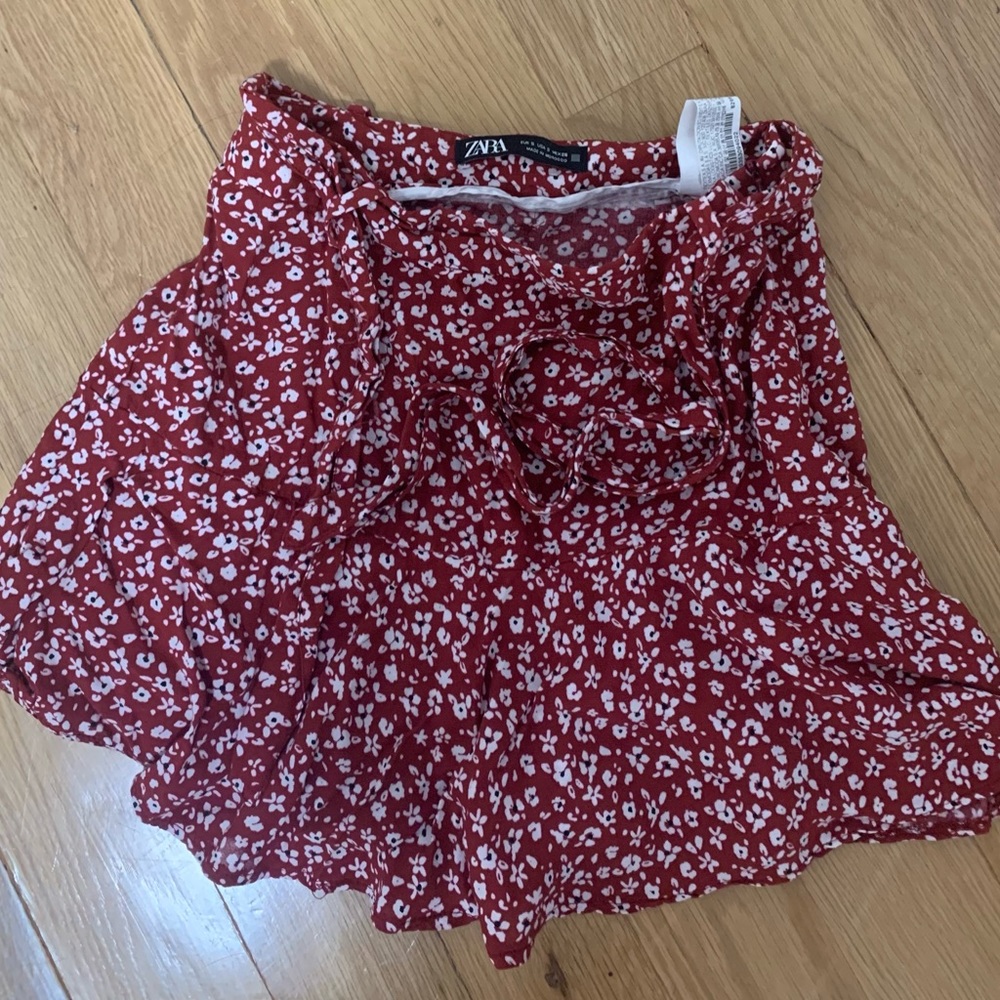 Zara skort (red with flowers)